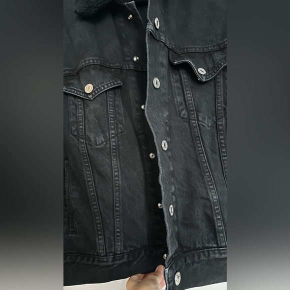 AGOLDE x A$AP FERG Sherpa Jean Jacket in Timeout - Picture 6 of 7